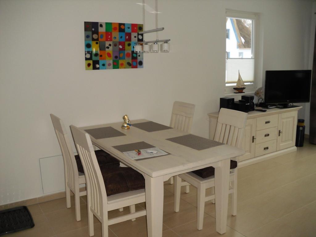 Villa Haus Annette à Glowe Extérieur photo